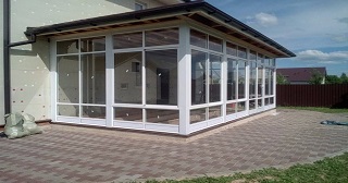 Остекление веранды Междуреченск, цена от 9783 руб.